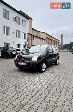 Хэтчбек Ford Fusion 2008 в Луцке