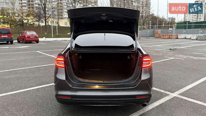 Седан Ford Fusion 2018 в Києві