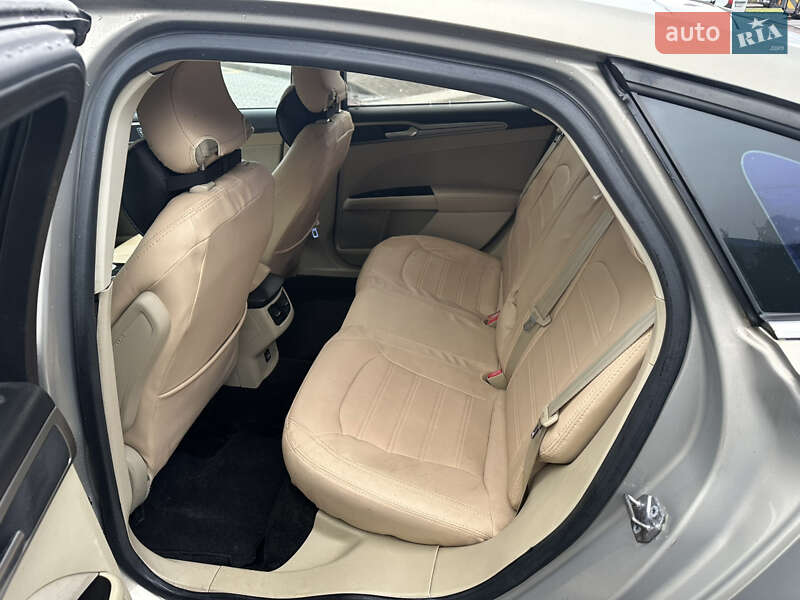 Седан Ford Fusion 2014 в Киеве