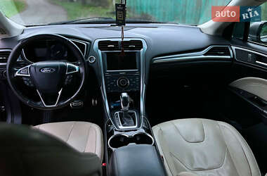 Седан Ford Fusion 2014 в Чернігові