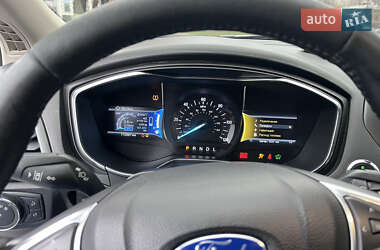Седан Ford Fusion 2016 в Харкові