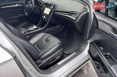 Седан Ford Fusion 2016 в Харкові