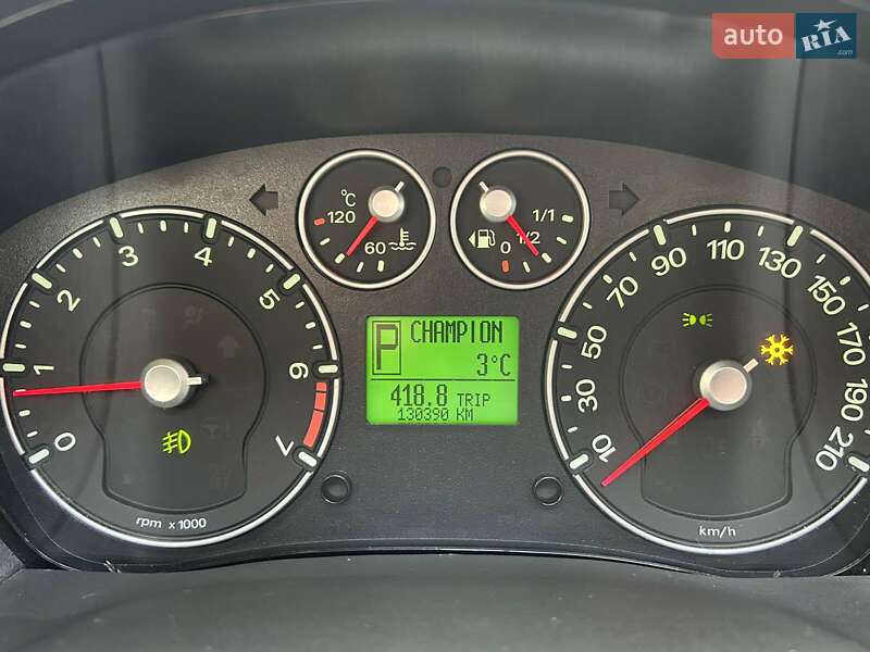 Хетчбек Ford Fusion 2011 в Києві