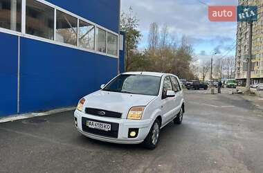 Хетчбек Ford Fusion 2011 в Києві