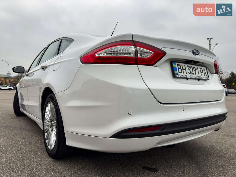 Седан Ford Fusion 2016 в Харкові фото 10 Седан Ford Fusion 2016 в Харкові
