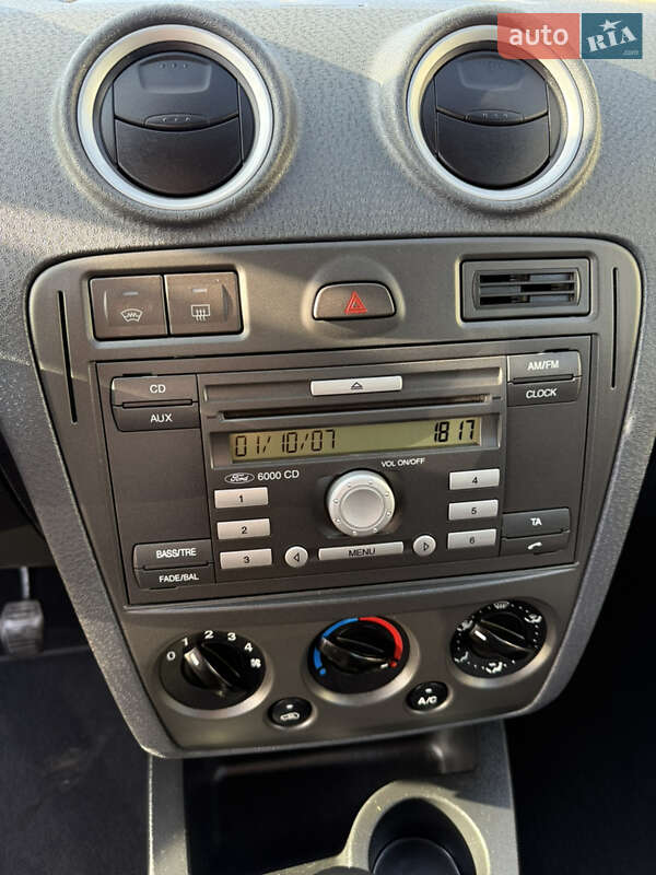 Хетчбек Ford Fusion 2007 в Луцьку фото 97 Хетчбек Ford Fusion 2007 в Луцьку