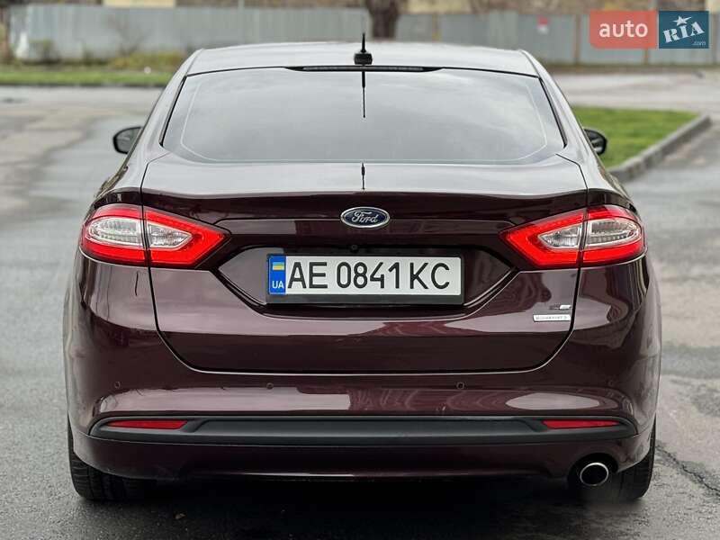 Седан Ford Fusion 2013 в Дніпрі