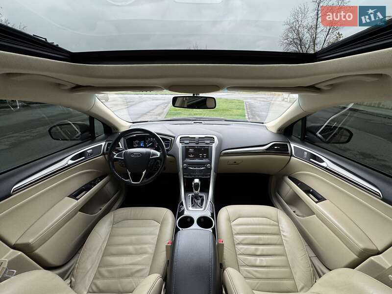 Седан Ford Fusion 2013 в Дніпрі
