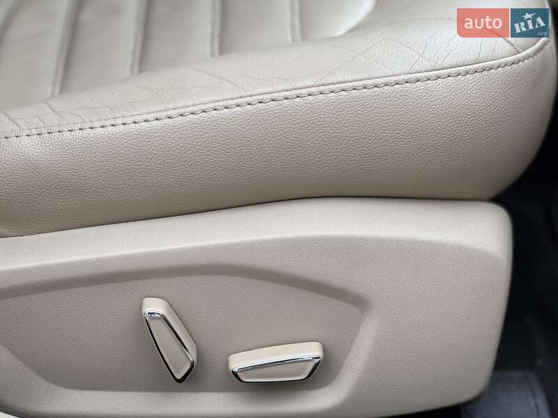 Седан Ford Fusion 2013 в Дніпрі