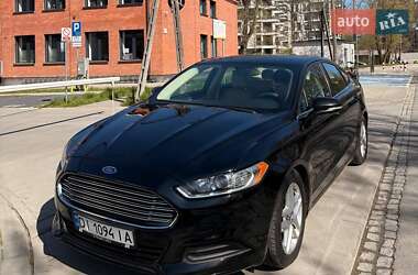 Седан Ford Fusion 2015 в Києві