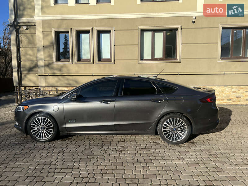 Седан Ford Fusion 2017 в Коломые