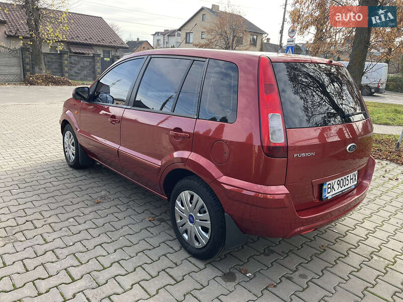 Хэтчбек Ford Fusion 2010 в Здолбунове фото 10 Хэтчбек Ford Fusion 2010 в Здолбунове
