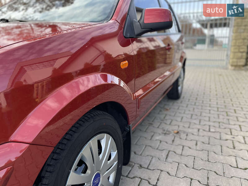 Хэтчбек Ford Fusion 2010 в Здолбунове фото 15 Хэтчбек Ford Fusion 2010 в Здолбунове