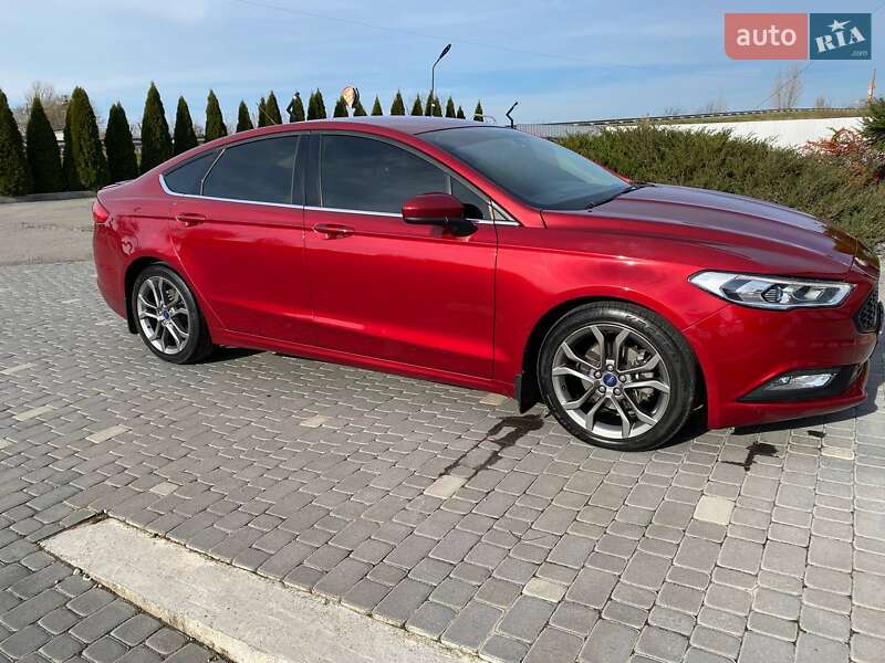 Седан Ford Fusion 2016 в Любаре