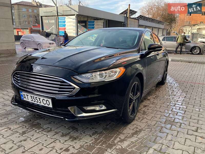 Седан Ford Fusion 2015 в Коломиї