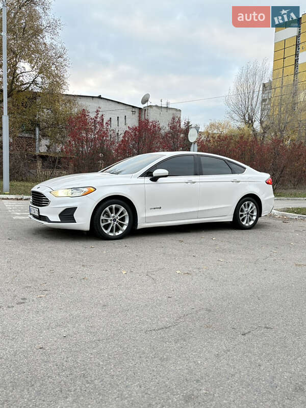 Седан Ford Fusion 2019 в Днепре фото 8 Седан Ford Fusion 2019 в Днепре