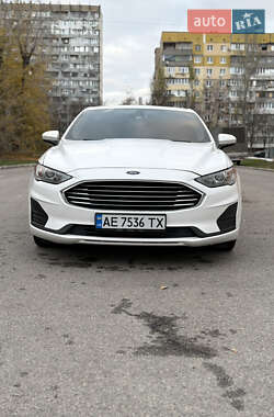 Седан Ford Fusion 2019 в Днепре