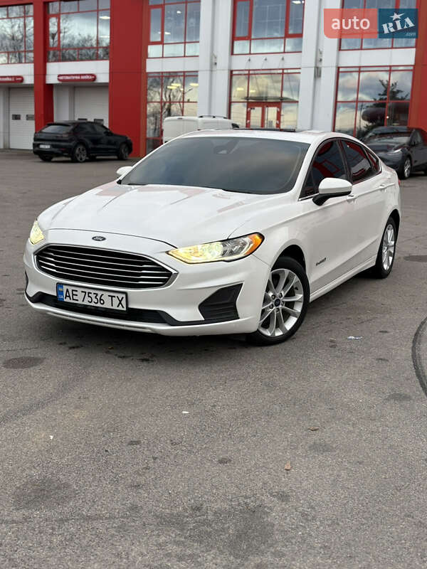 Ford Fusion 2019