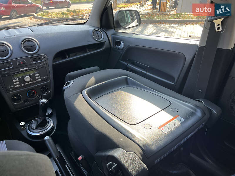 Хэтчбек Ford Fusion 2010 в Николаеве