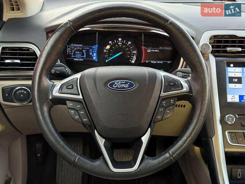 Седан Ford Fusion 2016 в Киеве