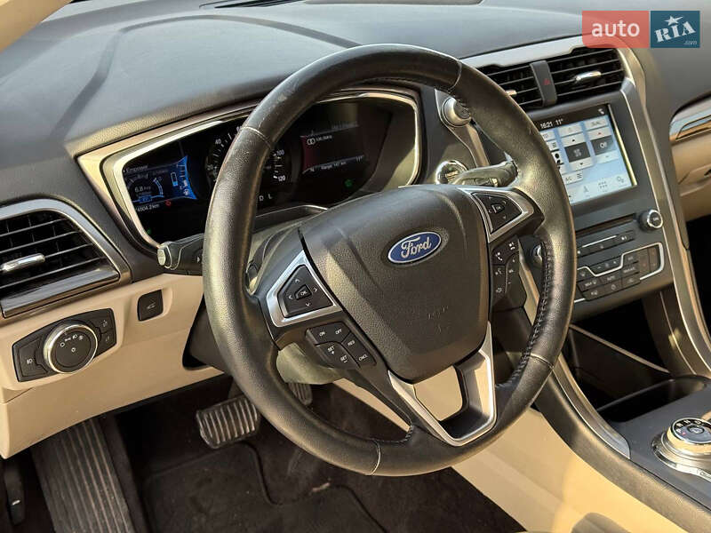 Седан Ford Fusion 2016 в Киеве