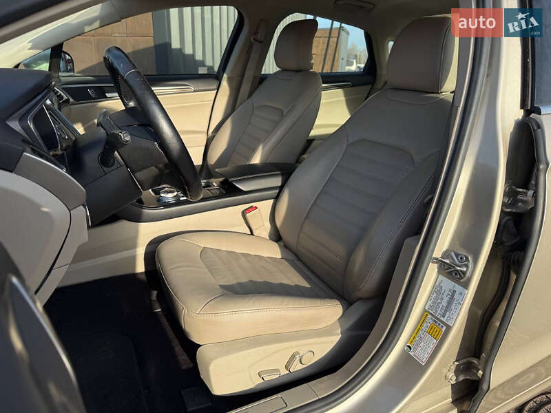 Седан Ford Fusion 2016 в Киеве