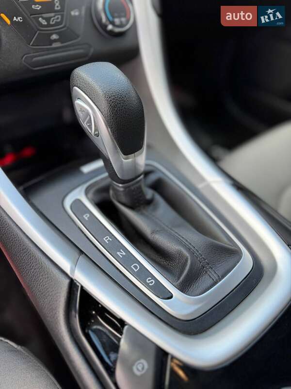 Седан Ford Fusion 2015 в Вінниці