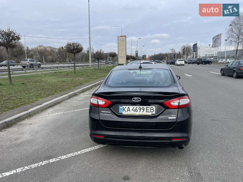 Седан Ford Fusion 2016 в Києві