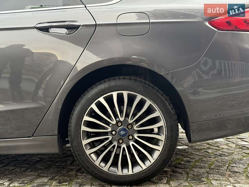 Седан Ford Fusion 2016 в Днепре