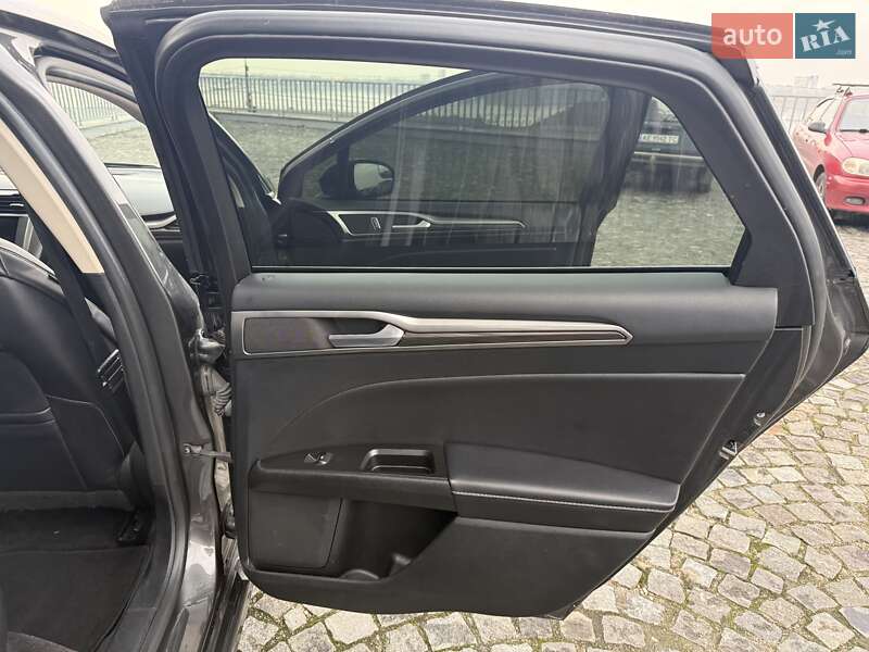 Седан Ford Fusion 2016 в Днепре