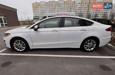 Седан Ford Fusion 2018 в Киеве