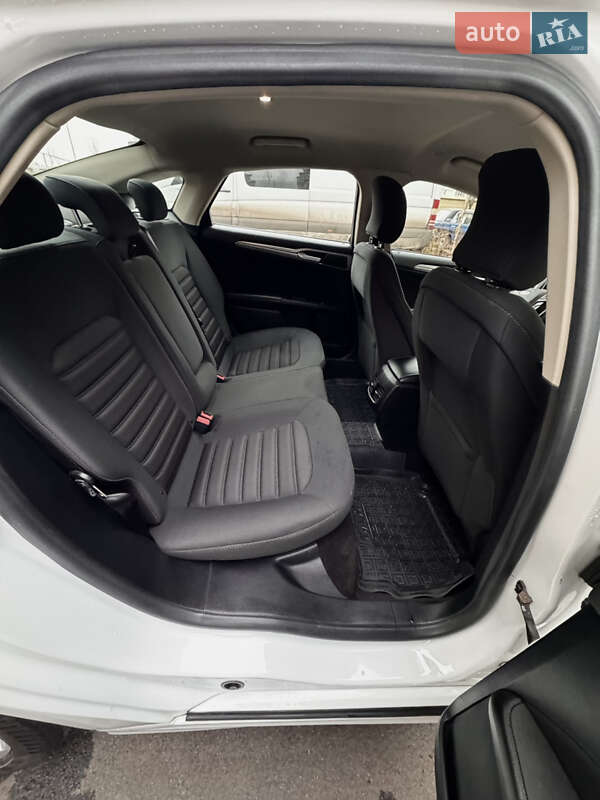 Седан Ford Fusion 2018 в Киеве