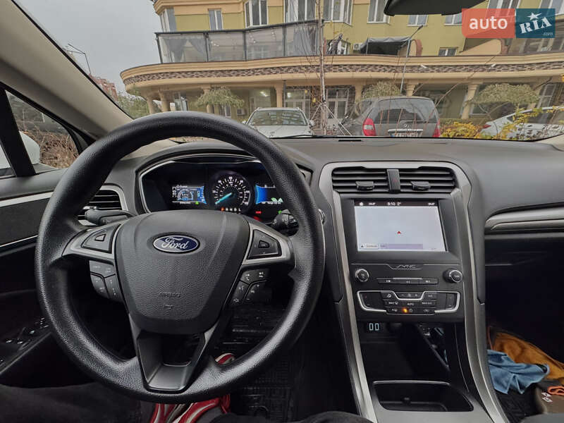 Седан Ford Fusion 2018 в Киеве