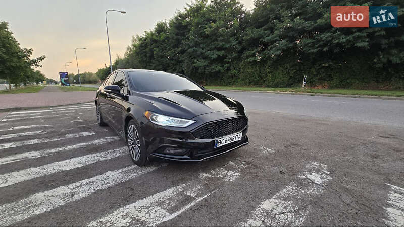 Седан Ford Fusion 2016 в Львове