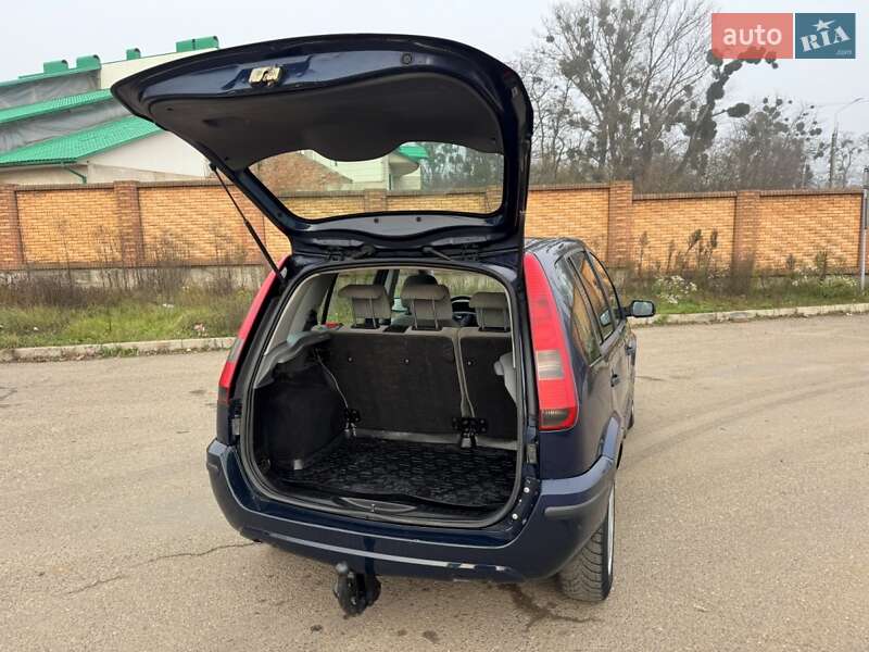 Хетчбек Ford Fusion 2003 в Чернівцях фото 32 Хетчбек Ford Fusion 2003 в Чернівцях