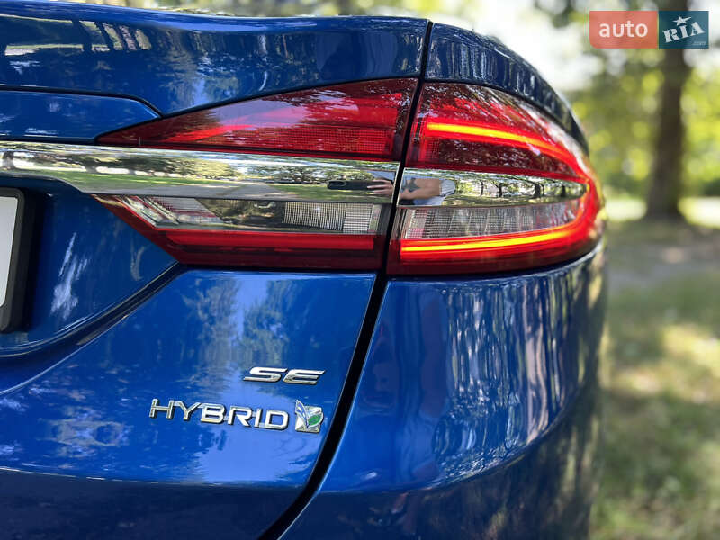 Седан Ford Fusion 2017 в Львові