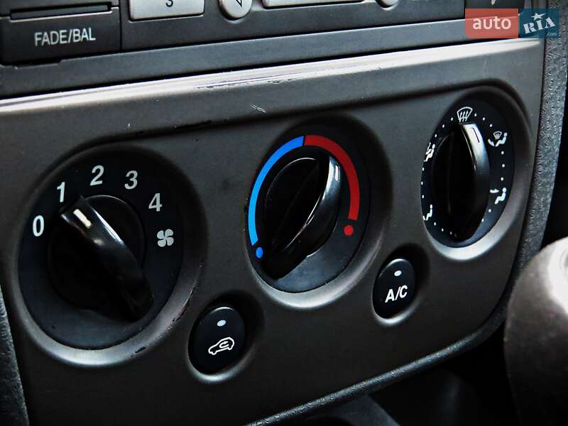 Хетчбек Ford Fusion 2008 в Черкасах фото 10 Хетчбек Ford Fusion 2008 в Черкасах