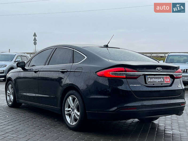 Седан Ford Fusion 2018 в Львові