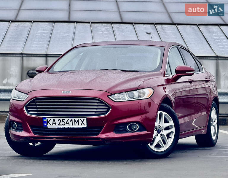 Седан Ford Fusion 2015 в Киеве