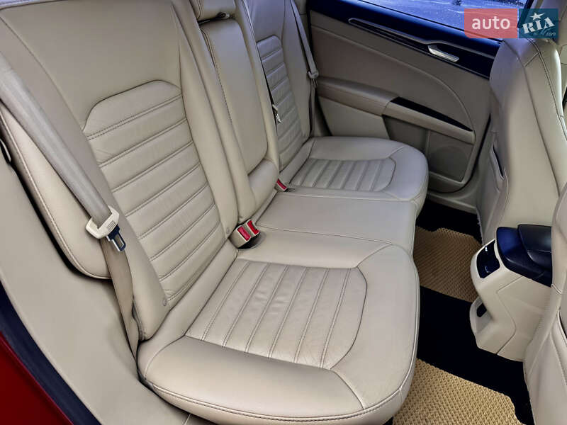 Седан Ford Fusion 2015 в Киеве