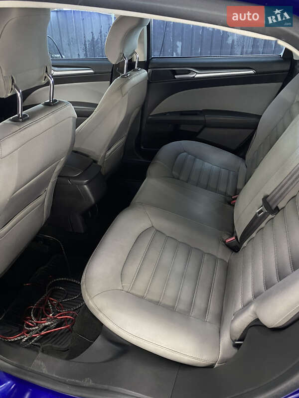 Седан Ford Fusion 2013 в Ірпені