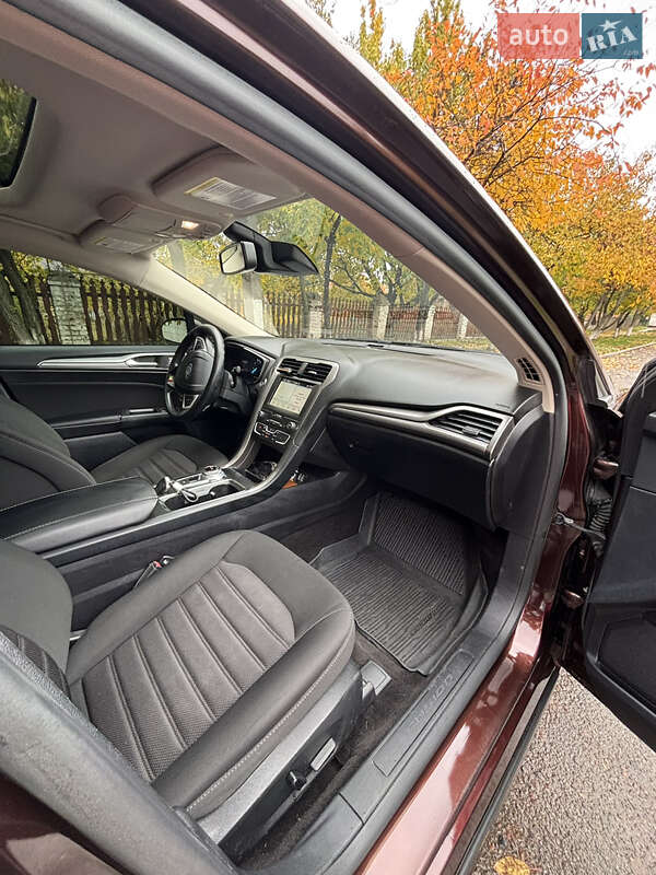 Седан Ford Fusion 2019 в Лебедині