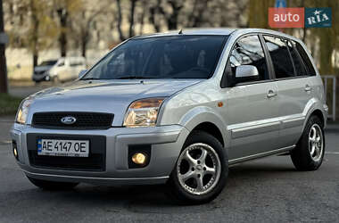 Хетчбек Ford Fusion 2010 в Дніпрі