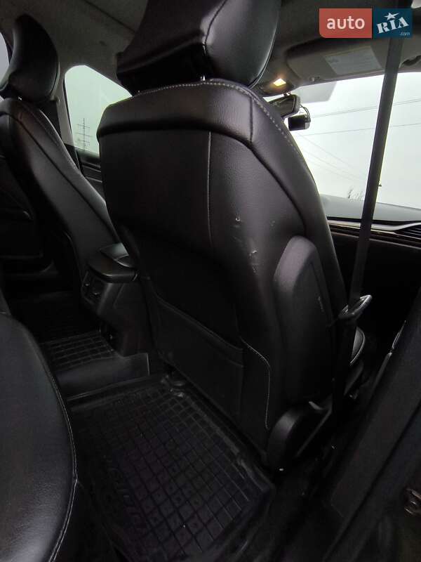 Седан Ford Fusion 2015 в Києві