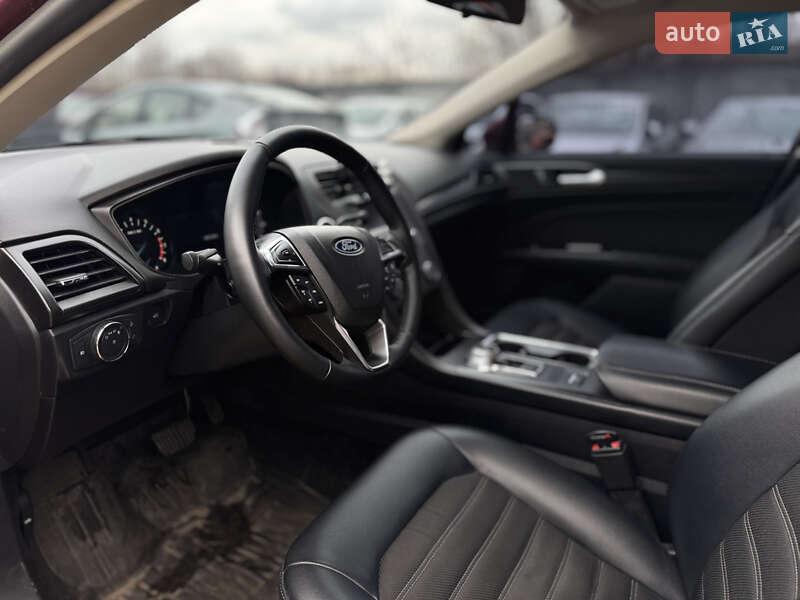 Седан Ford Fusion 2018 в Киеве