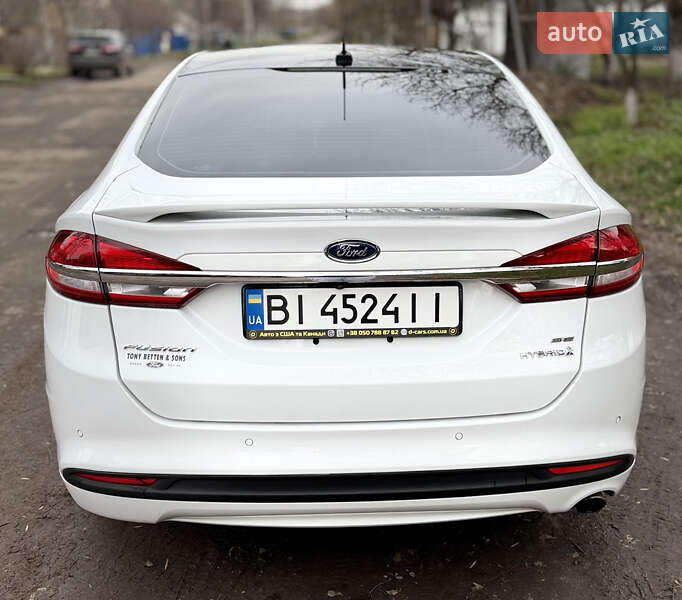 Седан Ford Fusion 2016 в Полтаві