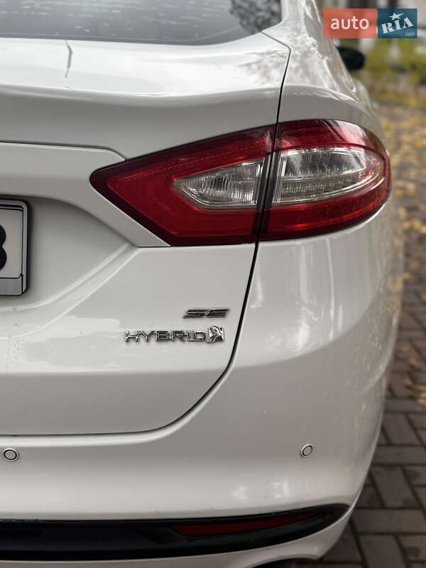 Седан Ford Fusion 2013 в Сумах