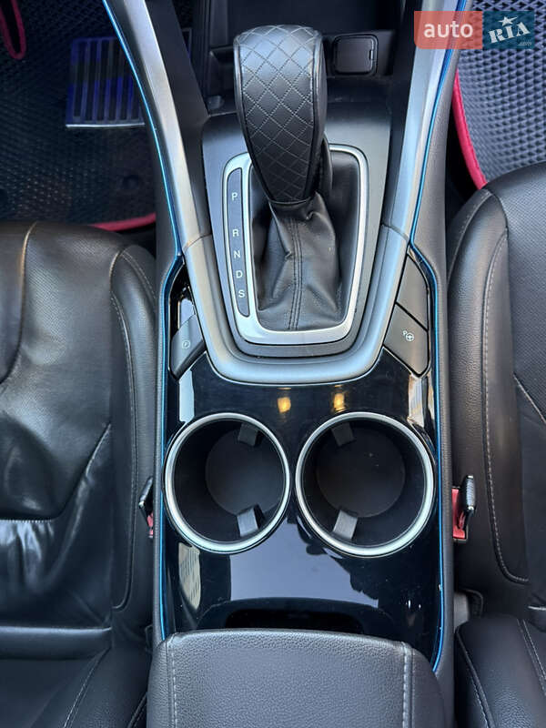 Седан Ford Fusion 2013 в Киеве фото 24 Седан Ford Fusion 2013 в Киеве