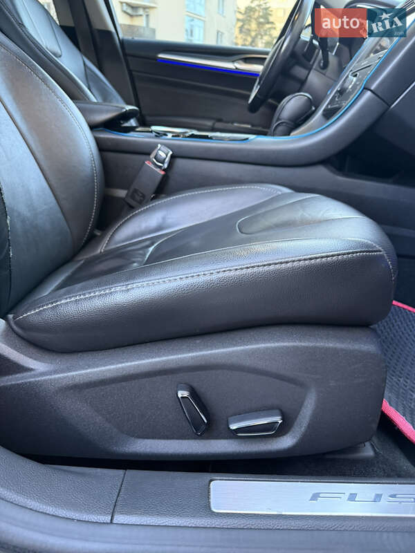 Седан Ford Fusion 2013 в Киеве фото 30 Седан Ford Fusion 2013 в Киеве