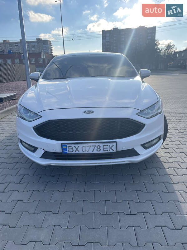 Седан Ford Fusion 2017 в Хмельницькому